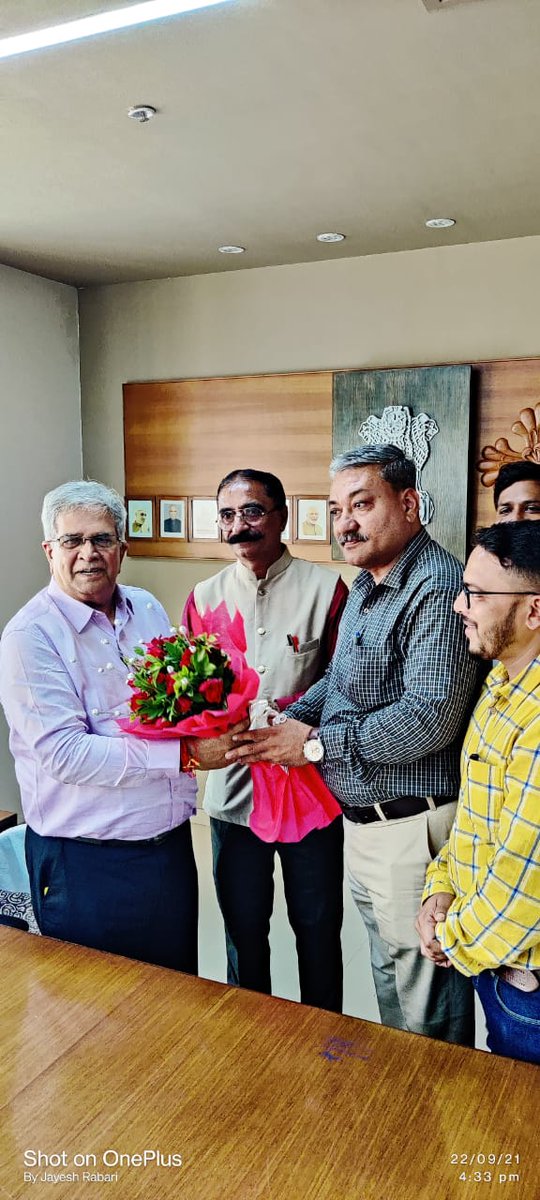 #We_want_justicefortalati_mantri
#સમાનકામ_સમાનવેતન_સમાનઅધિકાર
<a href="/PMOIndia/">PMO India</a> <a href="/CMOGuj/">CMO Gujarat</a> <a href="/Bhupendrapbjp/">Bhupendra Patel</a> <a href="/News18Guj/">News18Gujarati</a> <a href="/abpasmitatv/">ABP Asmita</a> <a href="/ZeeNews/">Zee News</a>
માનનીય નાણાં મંત્રીશ્રી કનુભાઇ દેસાઇ સાહેબ જોડે શુભેચ્છા મુલાકાત કરી તલાટી કમ મંત્રીશ્રીઓના પ્રશ્નોની ચર્ચા કરી.