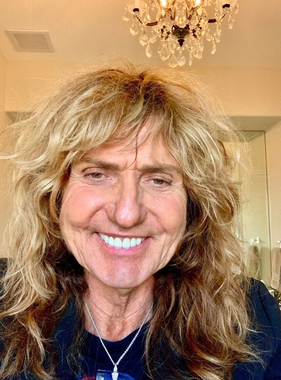 Happy birthday 70 to the amazing Whitesnake leader David Coverdale ( 