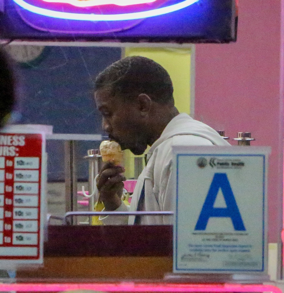 PigsAndPlans's tweet photo. Happy Ice Cream Cone Day 🍦 https://t.co/nE6cDlqR1k