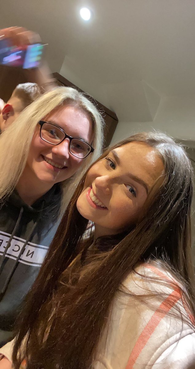 Happy birthday @hazelmacmillan_  hope your having the best day! Miss you💕 lots of love xx