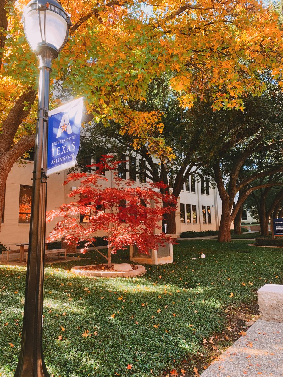UTArlington's tweet photo. Happy #FirstDayofFall, Mavericks!

Let's pretend that it's nor super hot outside and enjoy these UTA Fall views 🍁 https://t.co/zfBmHfD8Ju