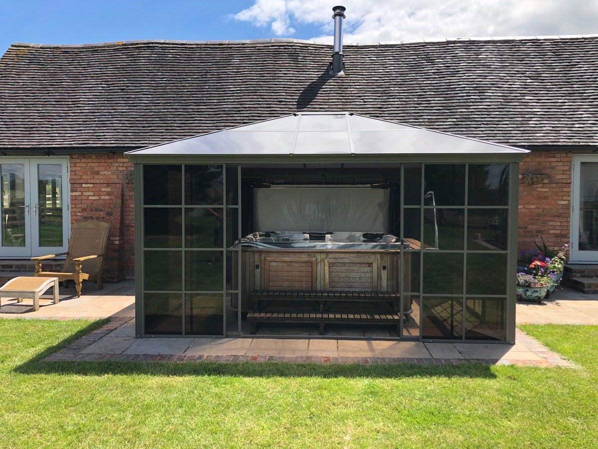 Midlandscane's tweet photo. Our Screen Houses are back in stock! All sizes- limited availability. Order yours now before they're gone! https://t.co/OvVTvmfXKY https://t.co/ncoGOy9Uwd