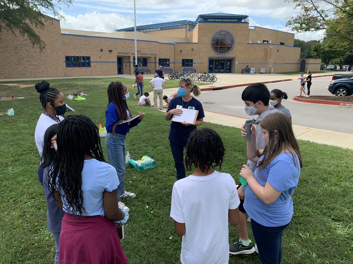 jaclyn_austin's tweet photo. Yesterday was a great day to collect data @hcpss_pvms schoolyard with @HCConservancy . We even had a visit from Ms.Jackson @MSDE_Science Teams created heat maps of schoolyard. Lots of questioning & predicting from these 6th grade scientists #climatekNOWledge #secsci #hcpssSecSci https://t.co/LDd7Y5nRlf