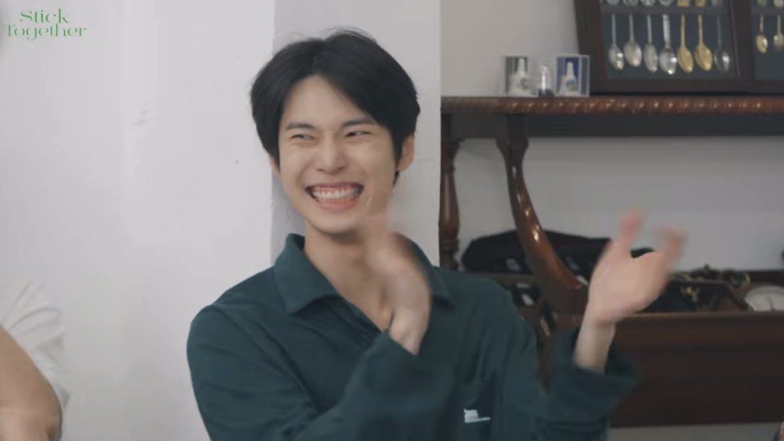 ‎ 에모케 🫑 tweet media