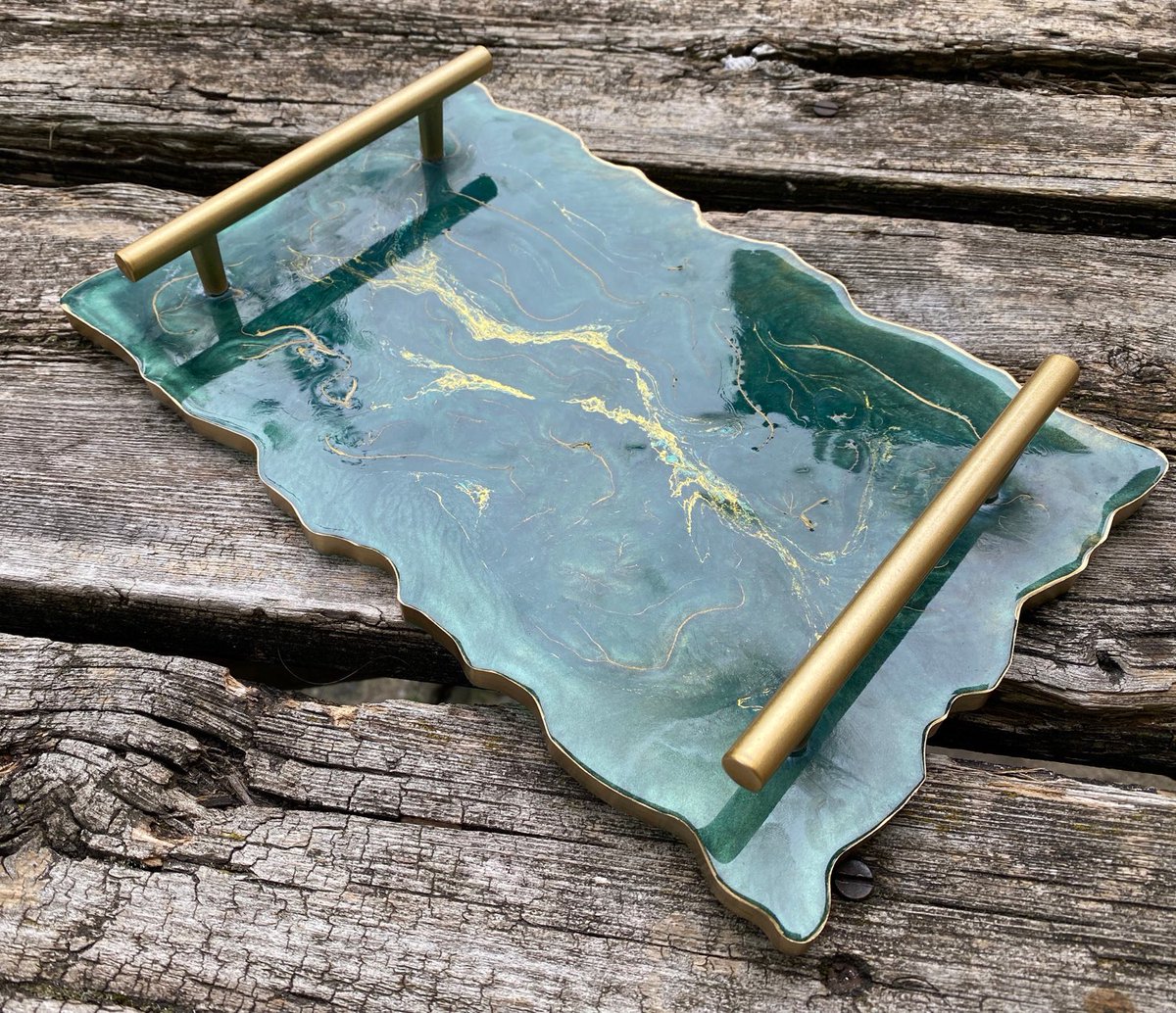 sunris3e's tweet photo. Excited to share the latest addition to my #etsy shop: Handmade resin tray  #resintray #contemporary  #homedecor https://t.co/U22whHWRLe
#decorativetray #handmade #gift https://t.co/KI32m4ZlmC
