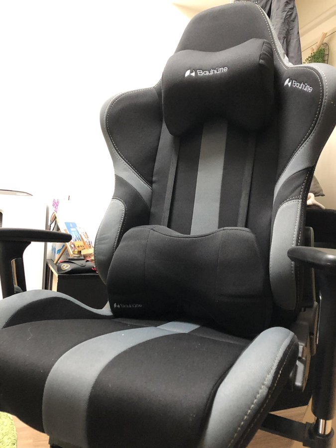 オフィスチェア バウヒュッテ のゲーミングチェアの評判とは Pikawaka