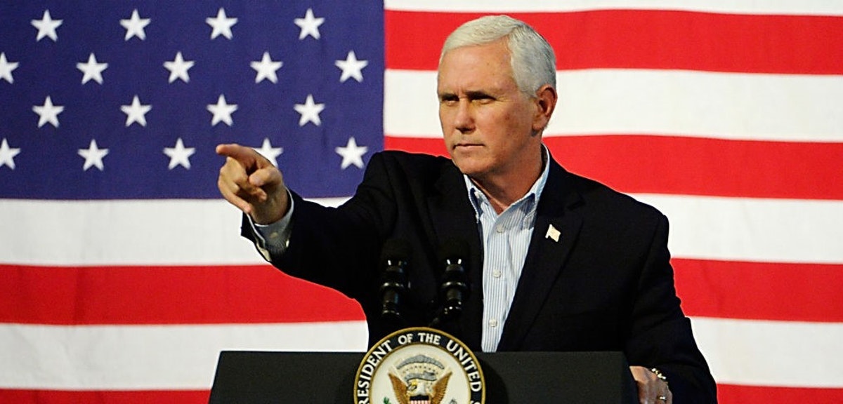 realDailyWire's tweet photo. Poll: Pence Tops DeSantis By Double Digits In Poll Of 2024 Contenders https://t.co/HAzMiyeX1G https://t.co/vjMC23qoTQ
