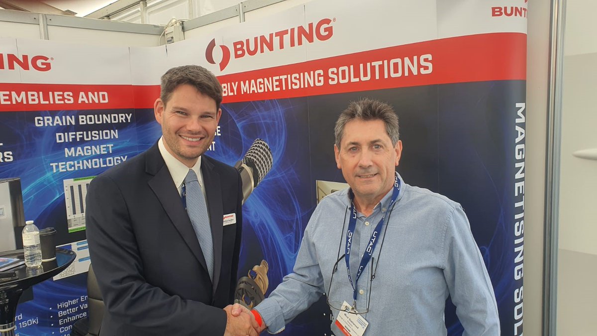 DAS_Innovate's tweet photo. So good to see faces and shake hands again at the low carbon vehicle event with @lcv_event here at @millbrookvenues We've missed it &amp; welcomed catching up with @BuntingBerkham the #magnetising solution providers  #lcv2021 #CAM2021 https://t.co/kw5lPQqdow