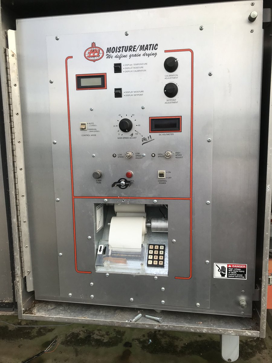 JMCampbellFarms's tweet photo. DMC Calcu Dry, sampler and brand new moisture sensor. Made several upgrades to the dryer this year, it’s no longer needed. I have no clue what it’s worth, make me a fair offer. RTs appreciated https://t.co/nFVNNlizMg
