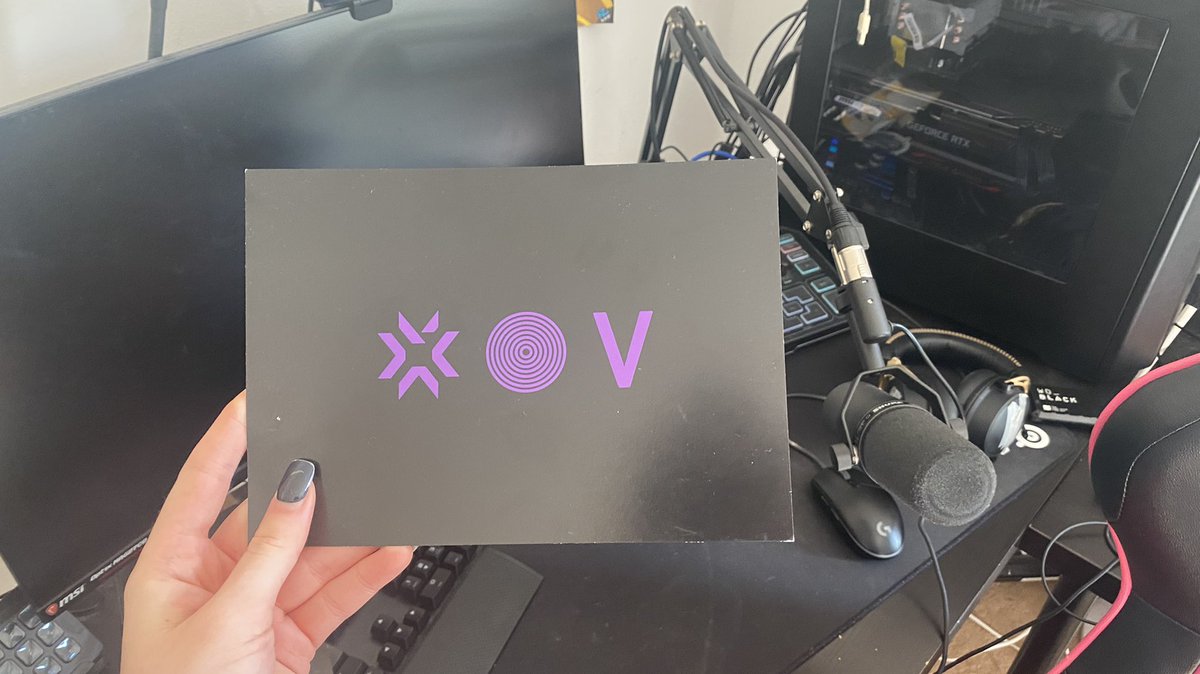 Now I’m back from Berlin I have a bunch of Masters cue cards lying around that I don’t need. I figured I could give some away. 

RT + follow and I’ll pick 5 people soon to send them to

Be aware: they have my notes/awful handwriting on the back