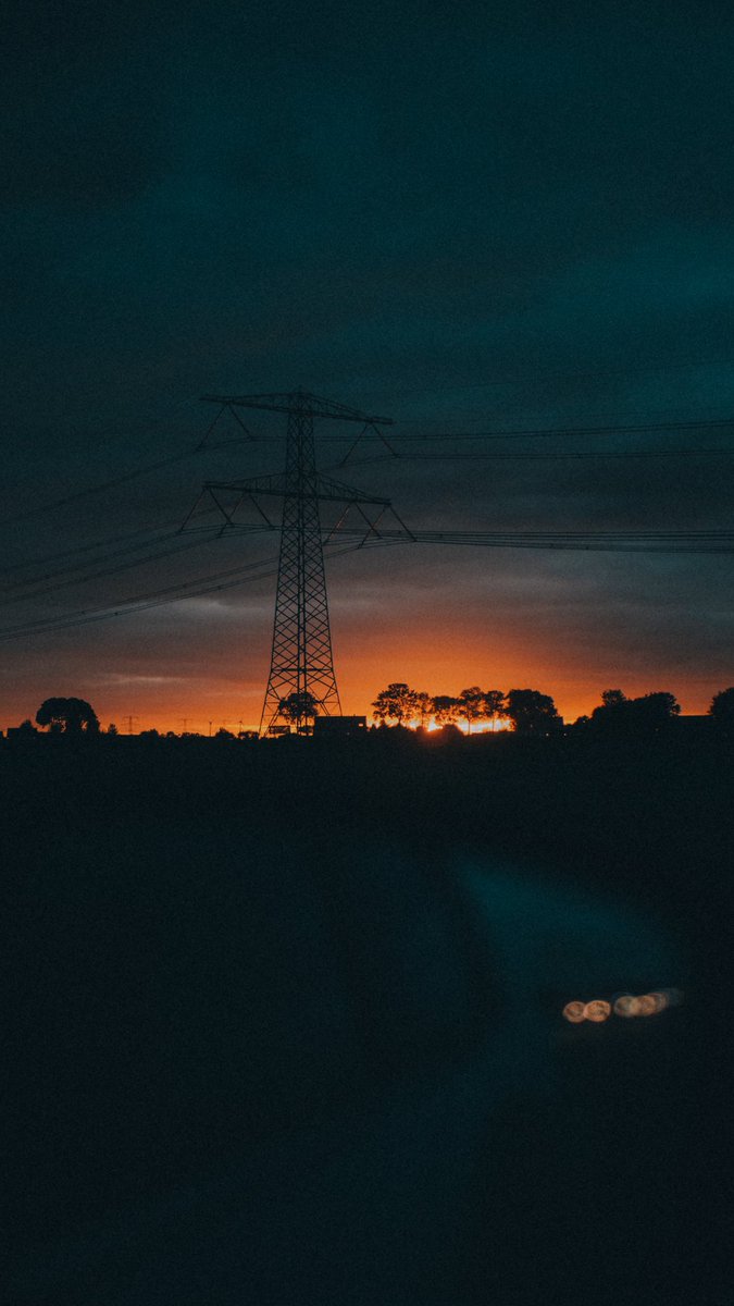 jaimeprr's tweet photo. Netherlands Sunsets https://t.co/fXoRkeqqyY