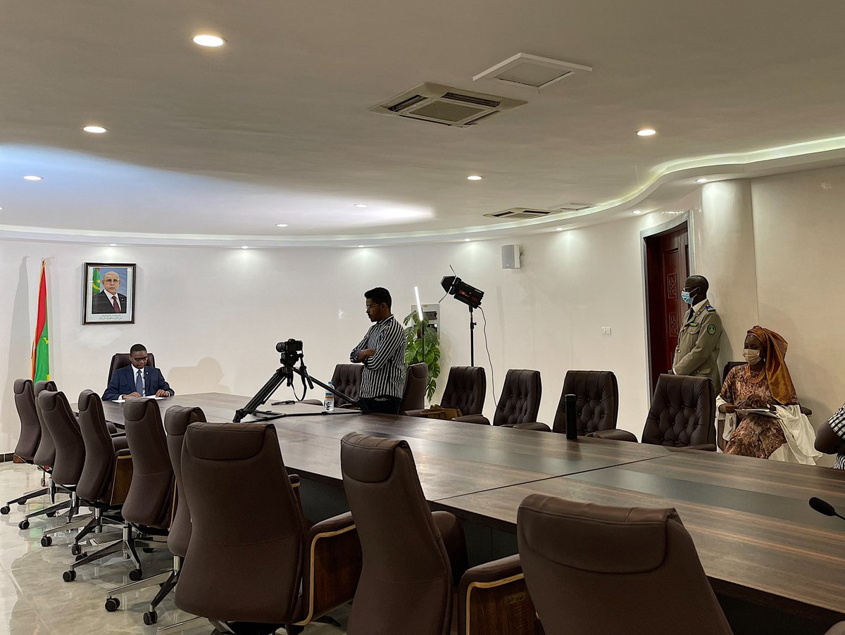 lam_aissa's tweet image. Prepping for @africaceoforum ! 
Merci à SEM le Premier Ministre de nous faire l’honneur d’ouvrir la session “#InvestInMauritania” 🇲🇷

L’@apim_mr est partenaire de cette édition qui débute le 28 Sept. avec une belle liste de panélistes, modéré par Mr Aliou Maiga de @IFCAfrica!