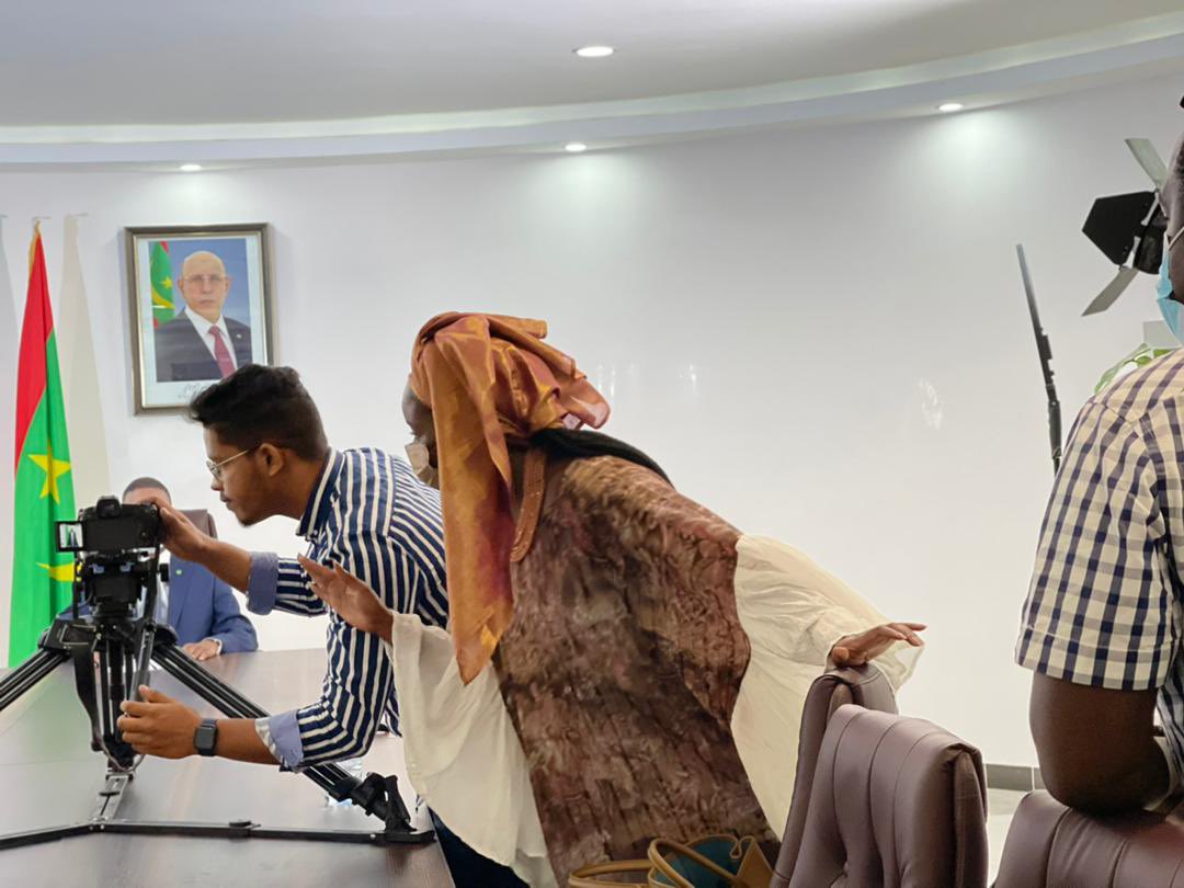 lam_aissa's tweet image. Prepping for @africaceoforum ! 
Merci à SEM le Premier Ministre de nous faire l’honneur d’ouvrir la session “#InvestInMauritania” 🇲🇷

L’@apim_mr est partenaire de cette édition qui débute le 28 Sept. avec une belle liste de panélistes, modéré par Mr Aliou Maiga de @IFCAfrica!