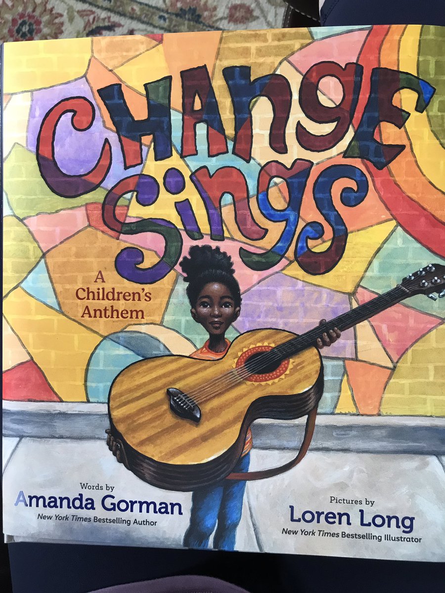 lmariefly's tweet photo. An amazing picture book by @TheAmandaGorman @lorenlong shares the message anything is possible when our voices join together. Change in the world, our communities and in one’s self  can be accomplished together.  #bethechange @MrsLiakonis @JLVacchio @MsLynch5th @dmgately https://t.co/otPTZk0Tuk