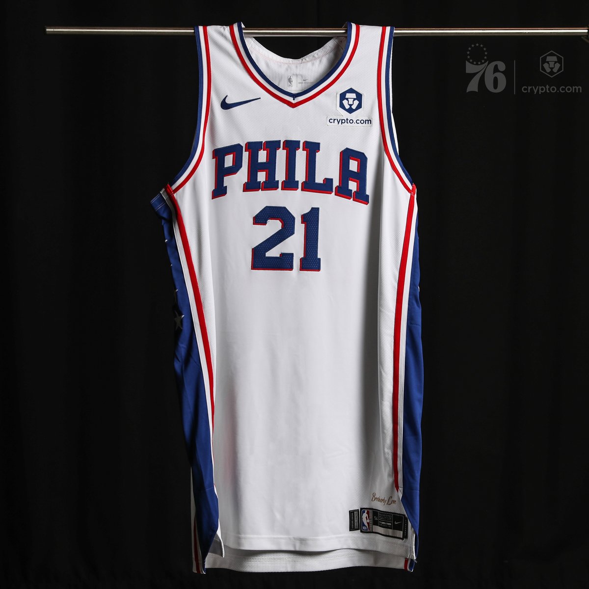 sixers's tweet photo. 🤝 @Sixers x @CryptoCom. #CryptoComNFT https://t.co/T29A2PwCgv