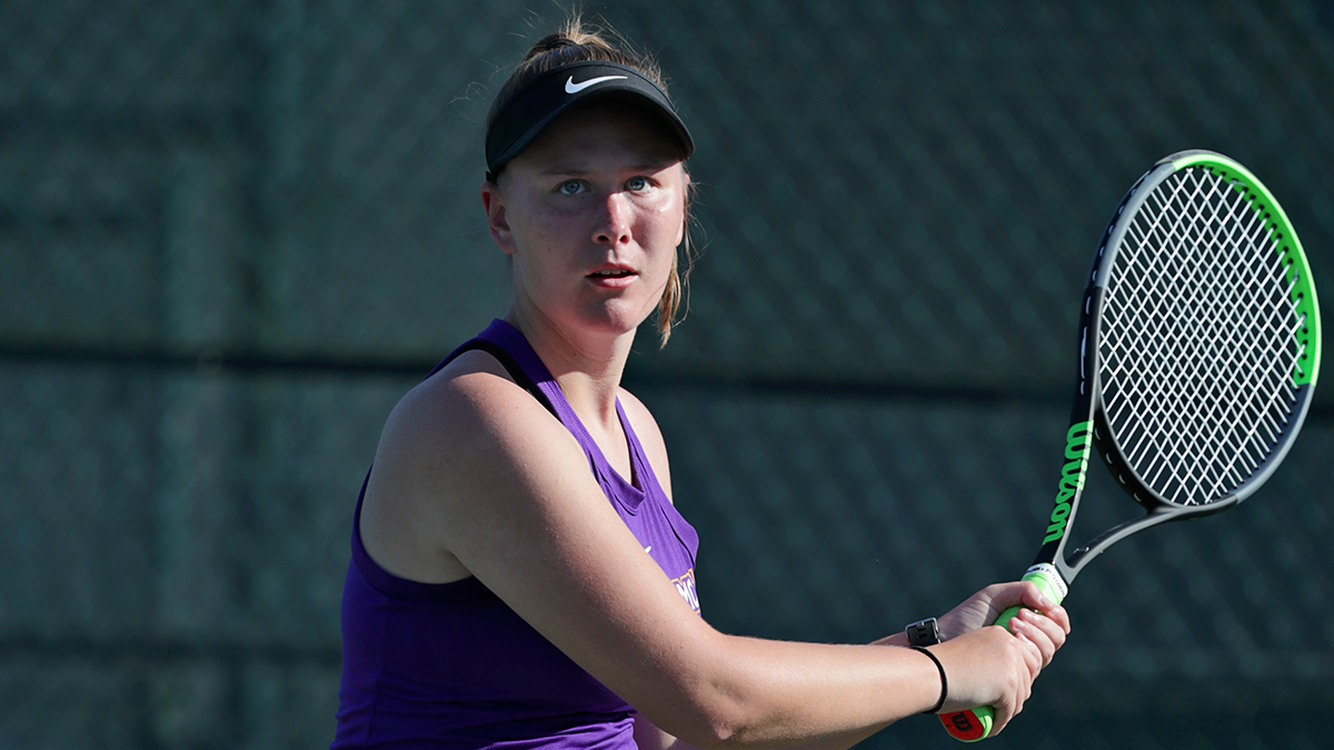 mcc_edu's tweet photo. Don't miss the 2021-22 @MCCScots women's tennis photos! https://t.co/iy9TIUCkxF
#MCCTennis #MCCScots #NJCAATennis https://t.co/DtaYgi4Jcw