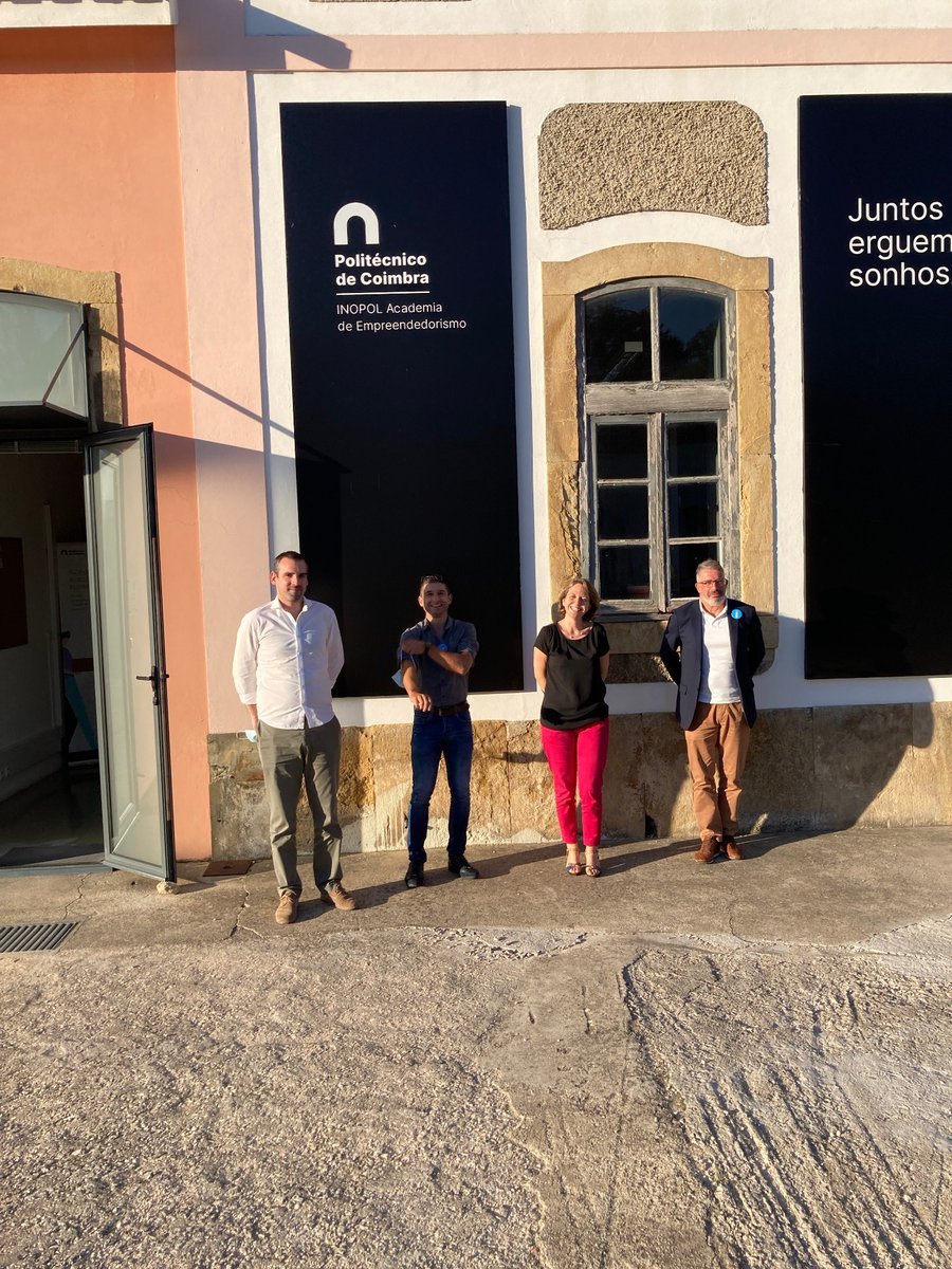 VISITA AO INOPOL
Ontem os candidatos da Iniciativa Liberal às eleições Autárquicas em Coimbra visitaram o INOPOL, uma unidade orgânica do Instituto Politécnico de Coimbra - IPC que se dedica a promover uma cultura de inovação e empreendedorismo e (...) (thread)