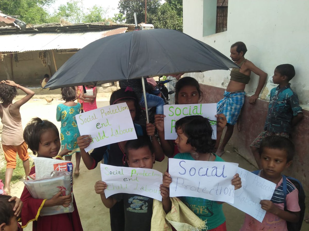 SumitPrakash55's tweet photo. #socialprotection is absolutely fundamental which will enable them to live their lives.  #FairShareToEndChildLabour @FairShare_Now @WithEveryChild @KSCFIndia @FreeEveryChild  #SocialProtection #FairShare4Children #endchildlabour https://t.co/VrR0ujcORJ