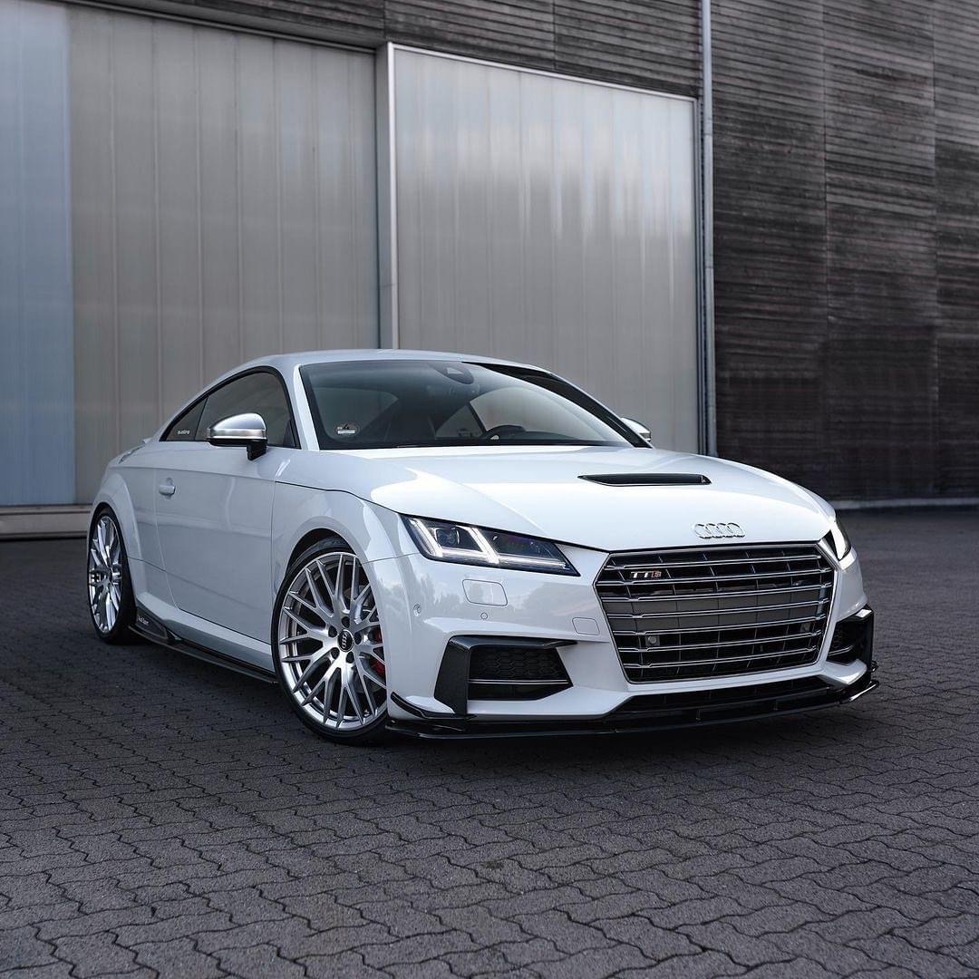CarManToday's tweet photo. Audi TTS with #audisportperformanceparts #audicarsworld
➖➖➖➖
#auditt #auditts #audittrs #tt8s
#rs #rspower #audittsline
#tts8s #ttrs8j
➖➖➖➖
📸 Credits:
@leif_wrld https://t.co/w3jDSxcott