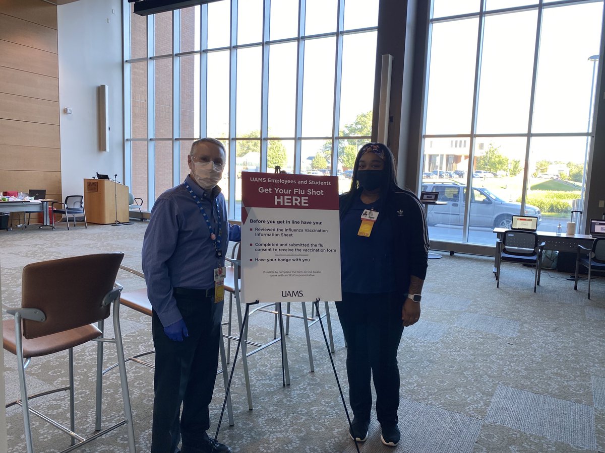 Hello, fellow members of TeamUAMS!  We are here in the Lobby Gallery waiting to give you your annual Influenza Vaccination!  We’ll be here until 7 tonight and every Monday, Tuesday, Wednesday and Friday 7A-7P Come join us, say ‘Hi’ and #getaflushot ⁦@uamshealth⁩