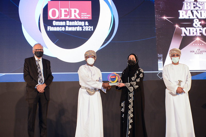 UMS_Events's tweet image. The award for &apos;Excellence in Private Banking&apos; goes to 
@ahlibank. 

The Bank&apos;s premium customers can take advantage of a range of financial and non-financial privileges, promising maximised returns and minimised risks.

#NewAgeBankingSummit #Finance #Technology #Summit #Premium