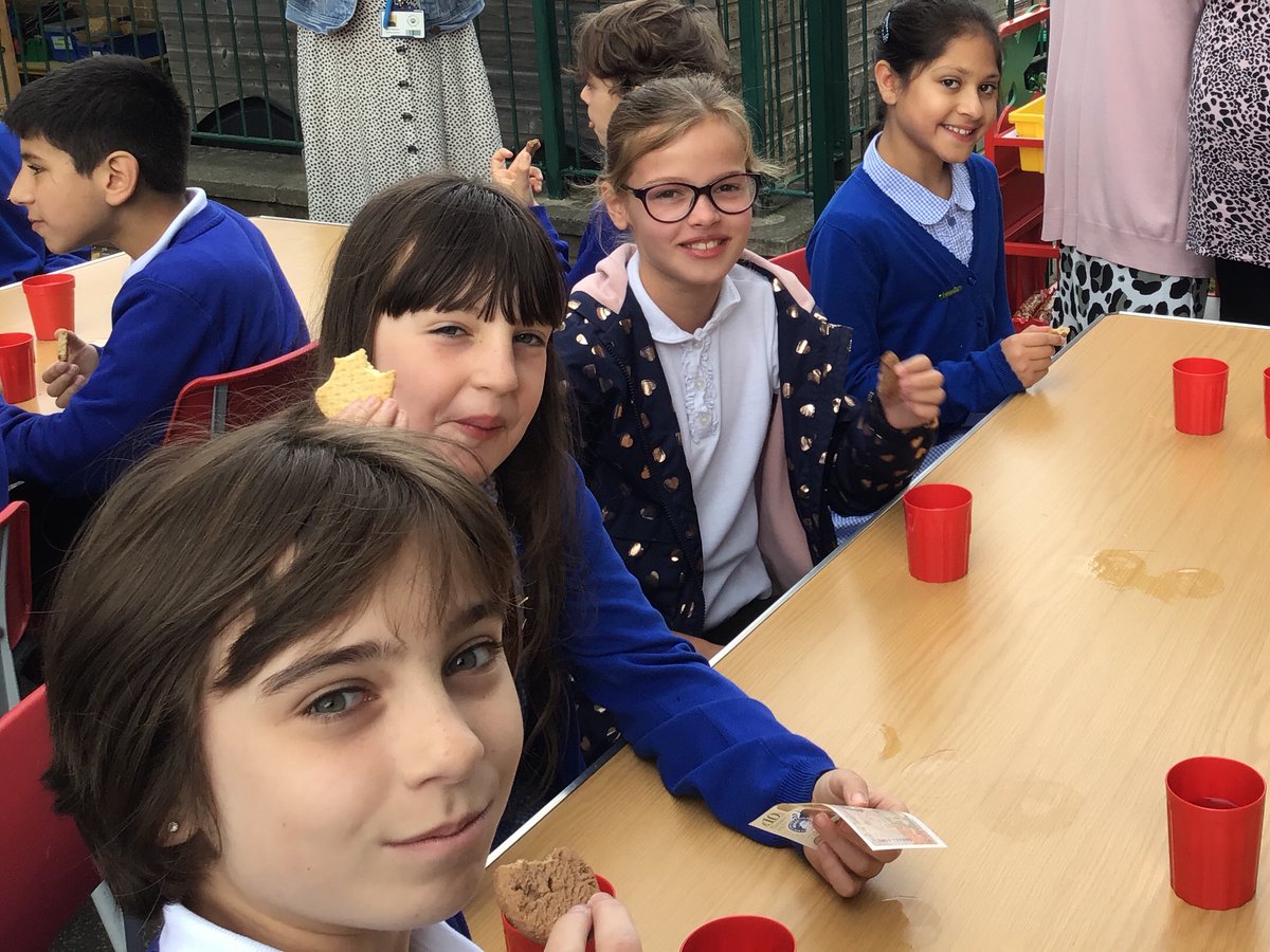 stjohns_year6's tweet photo. Such a lovely coffee morning. So great to be able to celebrate with parents and the community again. @macmillancancer #StJohnsCurriculum  #together https://t.co/Yx2xNOtObg