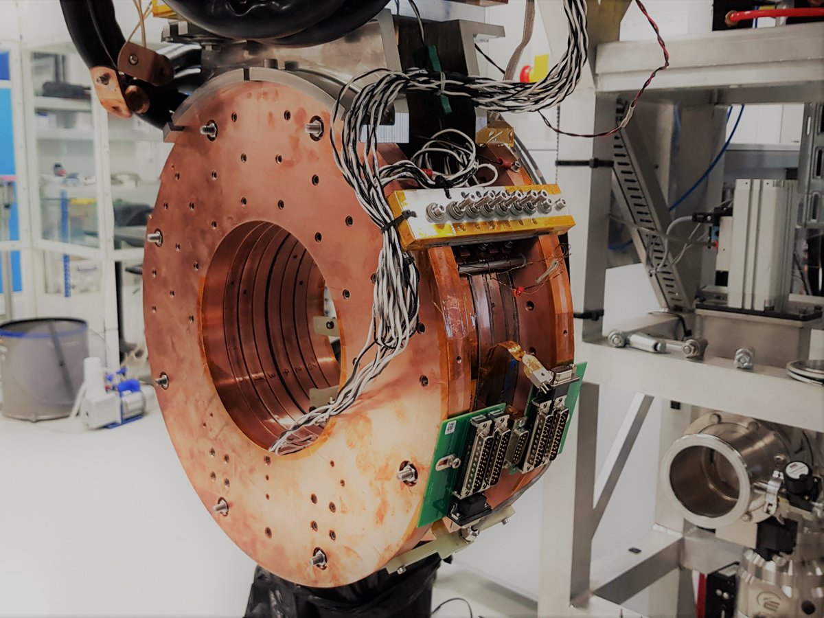 TokamakEnergy's tweet image. We&apos;ve taken a big step towards the #commercialisation of #fusionpower with today’s announcement of next generation #magnet technology.  
Read the press release: tokamakenergy.co.uk/next-generatio…

#ukenergy #sustainability #cleanfuture #COP26 #science #innovation #superconductivity #fusion