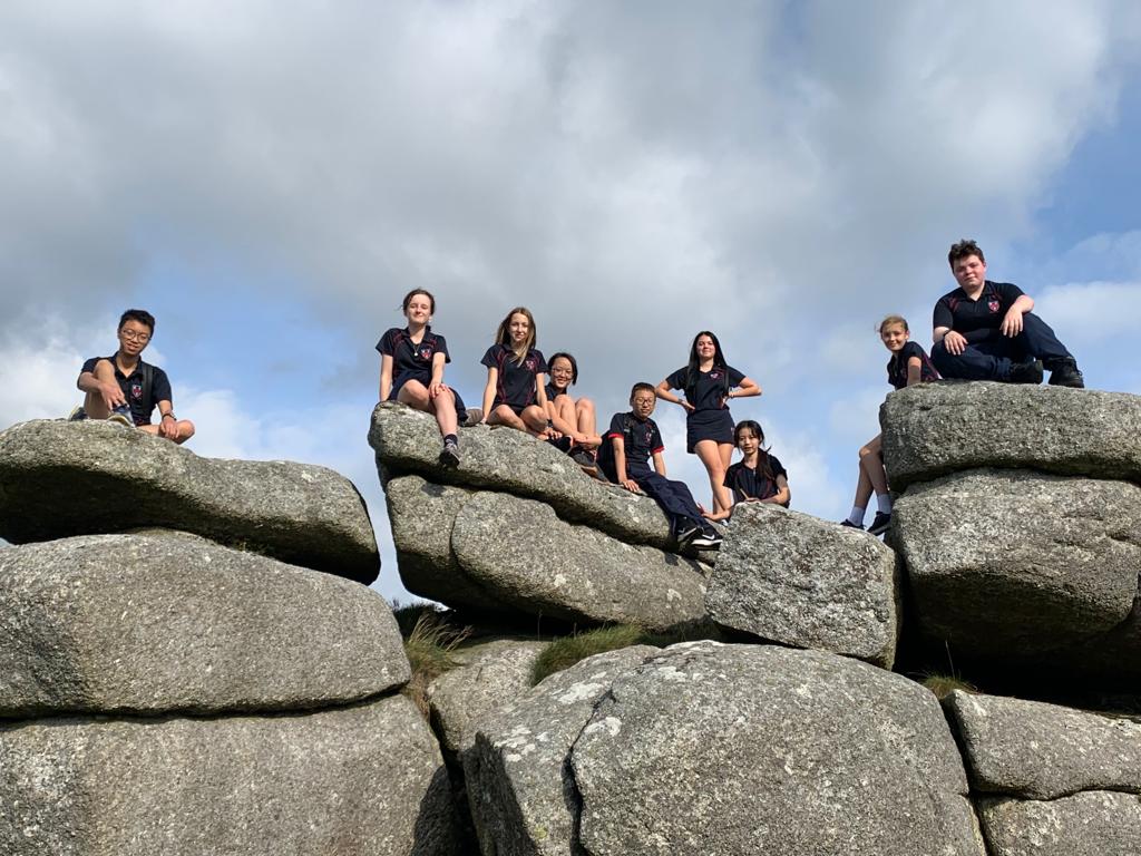 Mount_Kelly's tweet photo. For this week's Walk on the Moor, pupils completed a loop up and over #PewTor and down to Windy Post where they followed the leat to the ice cream van at Pork Hill. What a glorious place we live in! #dartmoor https://t.co/OBYSBCF7XB