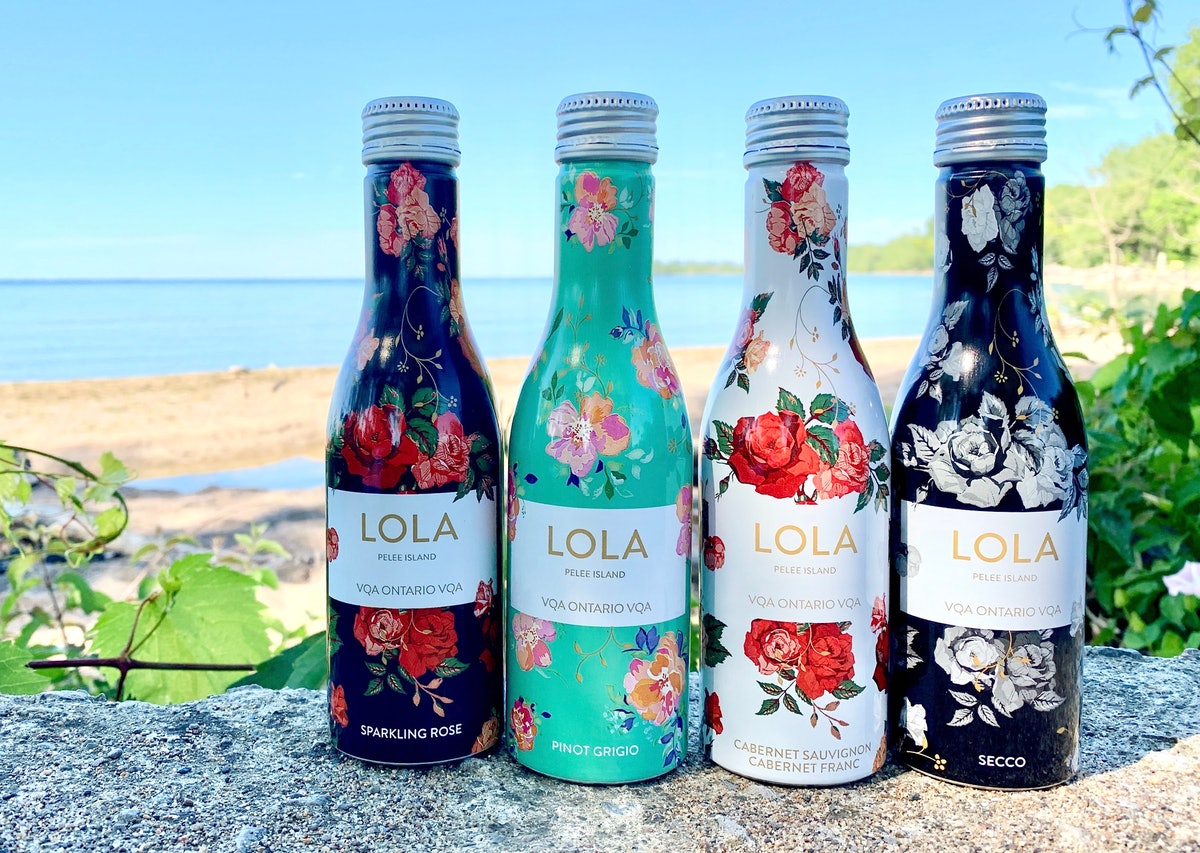 aacsocal's tweet photo. Pelee Island Winery expands its packaging options with a 250-mL aluminum bottle for its Lola series #bottle #packaging #design #inspiration
https://t.co/rR4u1ITJoz https://t.co/KhQuwfbOM4