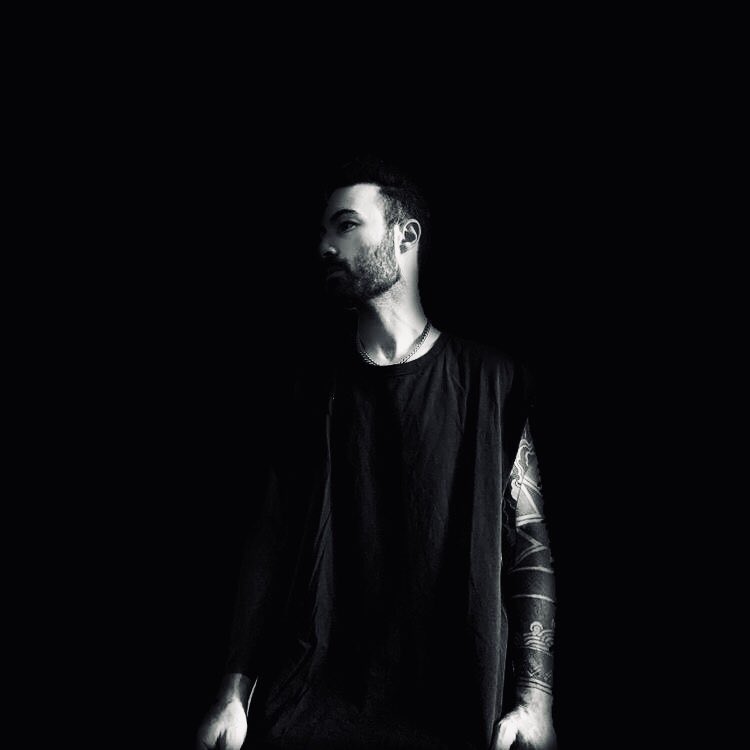 HivemindTeam1's tweet image. 🔊 We reached out to Alberto Tolo as we were fascinated by his works. After a few months, we had the opportunity to have him on the Hivemind with a four-track release.

hvmdmusic.bandcamp.com/album/plague

#techno #technomusic #technoproduction #hivemind #albertotolo #martindeno #hvmd005