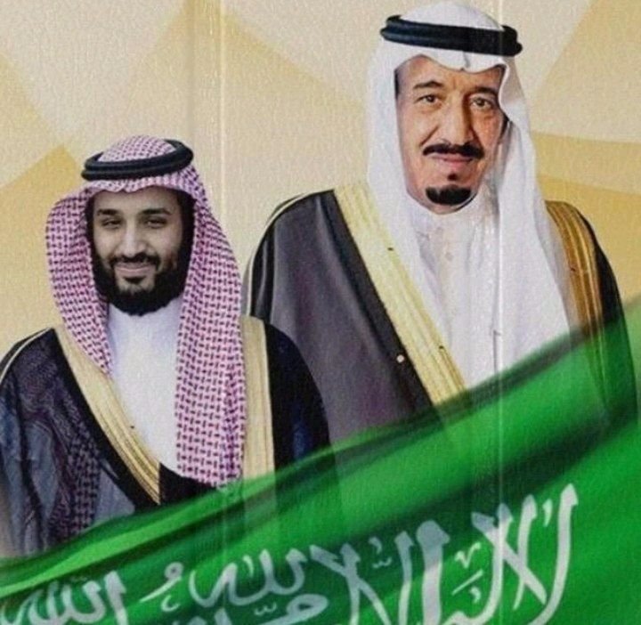 Aff____m's tweet photo. هي لنا دار وإحنا لها روح وجسد دمت ياأجمل وطن 🇸🇦🤍. #هي_لنا_دار https://t.co/geagTX71qH