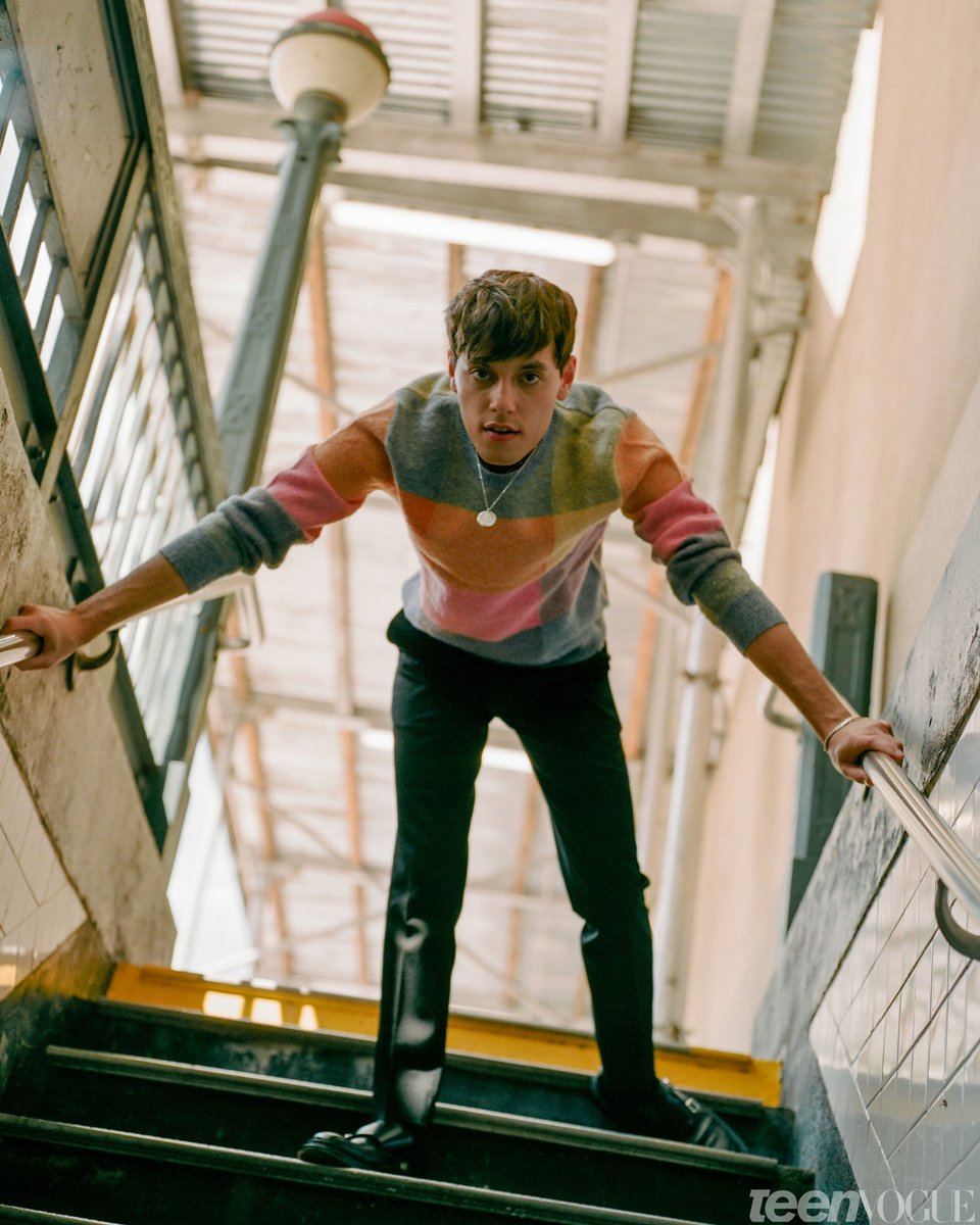 Sat down with <a href="/MaxHarwood/">Max Harwood</a> to chat <a href="/JamieMovie/">Everybody's Talking About Jamie</a> for <a href="/TeenVogue/">Teen Vogue</a>. My first time writing and couldn’t be more excited! teenvogue.com/story/max-harw…