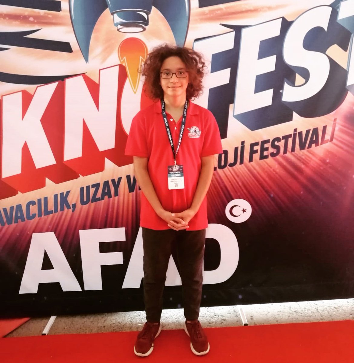 #TEKNOFEST2021 
İnsanlık Yararına Teknoloji
Ülkemizde çok güzel şeyler oluyor...