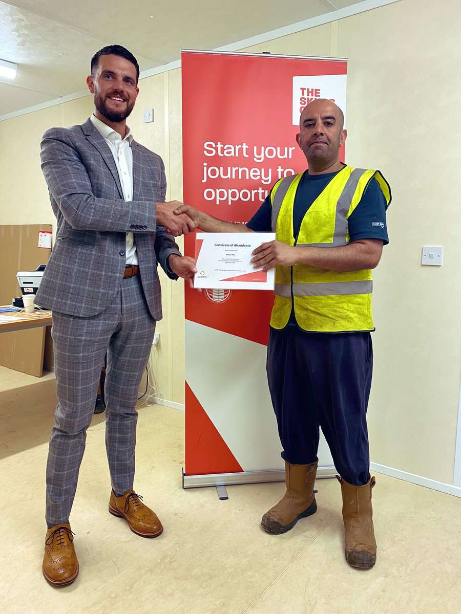 skillscentreltd's tweet photo. Huge congratulations to our pre-employment grads! 

Working in partnership with @OHOBTraining they have successfully passed their certifications including #CSCS and gained invaluable work experience on-site.

More to come on their construction journey very soon! https://t.co/0WsU8qOXdR