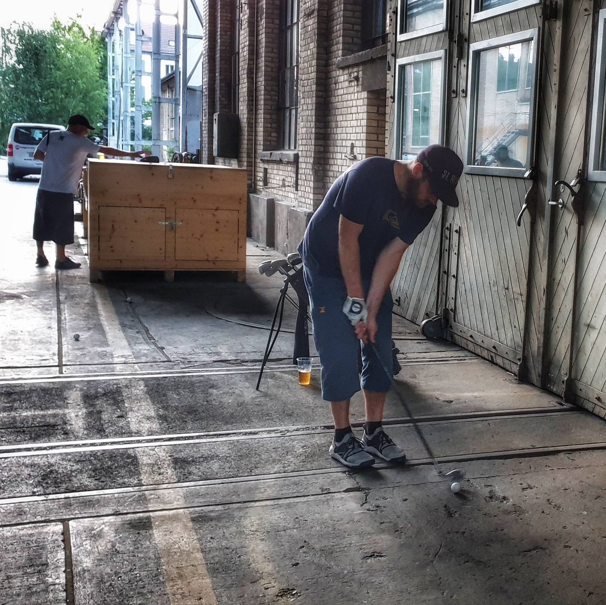 AlbaniUrbanGolf's tweet photo. #stalbani #teeoffcourse #urbangolf #citygolf #crossgolf #almostgolf #xgolf #asxg #golf #urban #sport #sports #fitness #outdoor #nature #winterthur #switzerland #picoftheday #instagood #lifeisgood #fitlife #trainhard #workingonabetterme https://t.co/ULC9iVLrB5