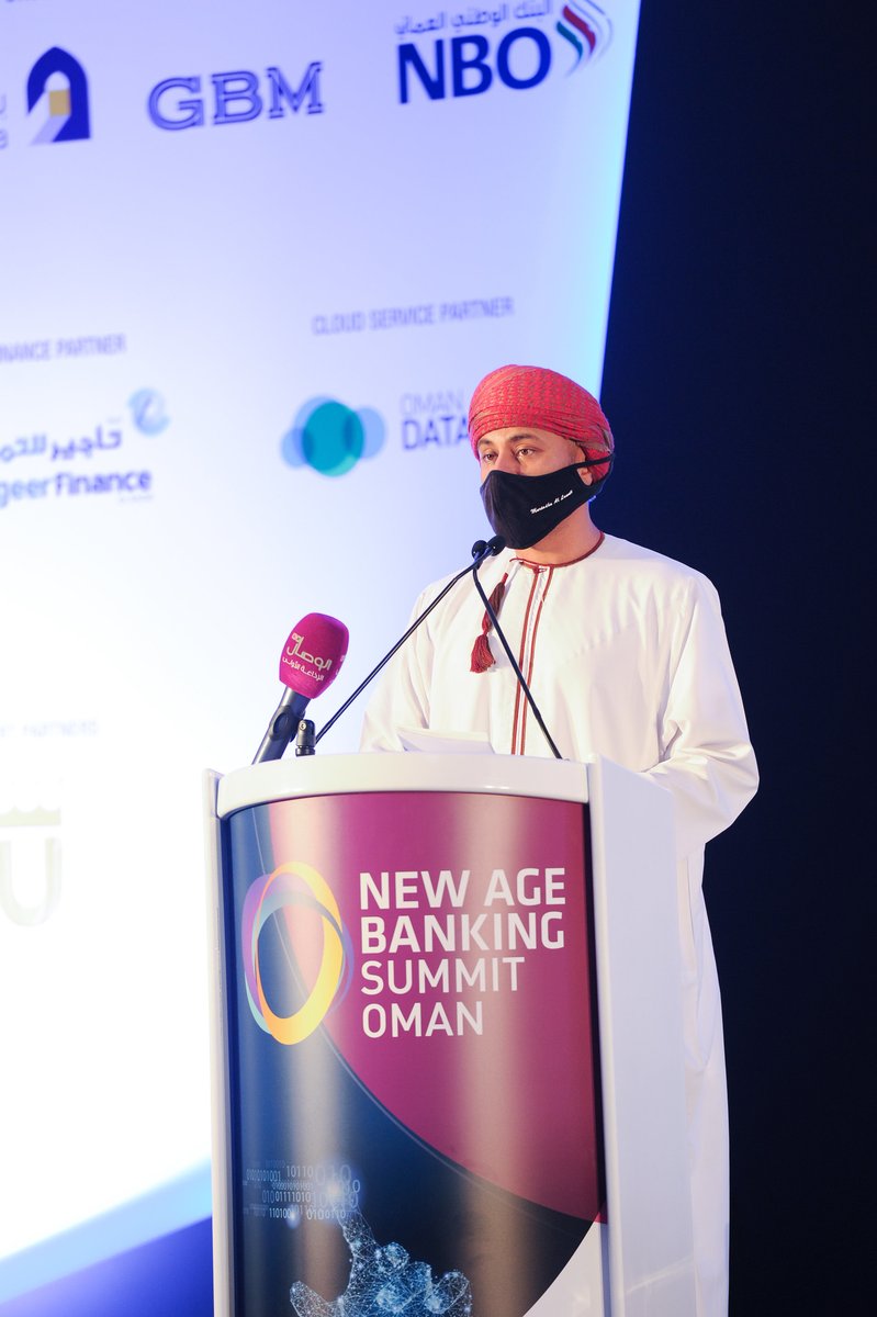 UMS_Events's tweet image. The New Age Banking Summit team would like to thank @murtadhaj for being such a wonderful MC and holding the event together. 

#NewAgeBankingSummit #banking #fintech #Oman