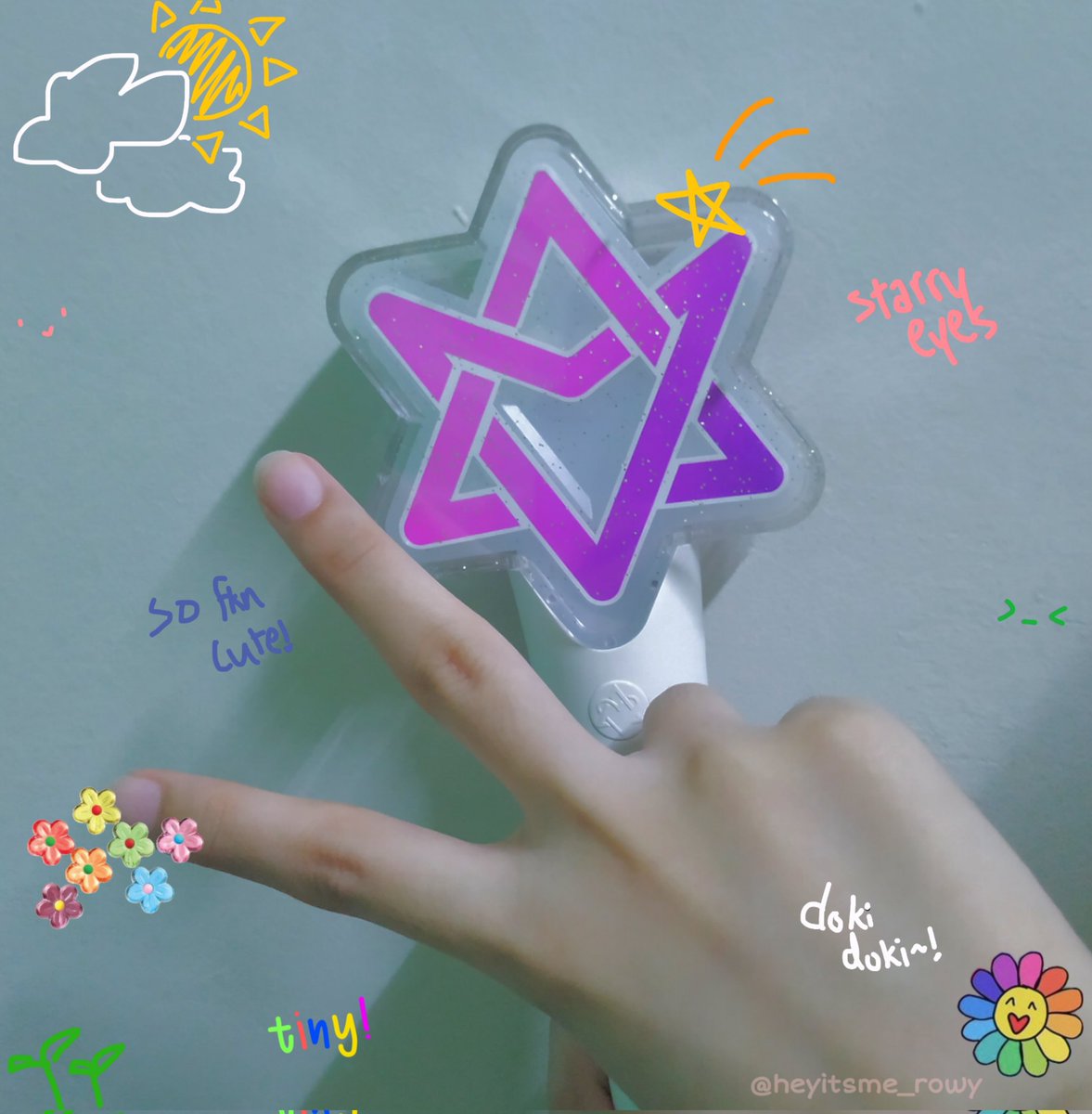 heyitsme_rowy's tweet photo. 우리 최고의 리더 진진아, 정말 사랑해요~
빠른 쾌유를 기원합니다. 우리는 너의 천사같은 미소를 빨리 보고싶어요  ㅠㅠ
항상 강해지고 아로하스가 항상 당신을 위해 여기 있다는 것을 항상 기억하세요.
기다리고 있어요~ ♡

#아로하는_진진을_사랑해 #진진 #JINJIN #아스트로 #ASTRO @offclASTRO https://t.co/m4Jrgrl6y4