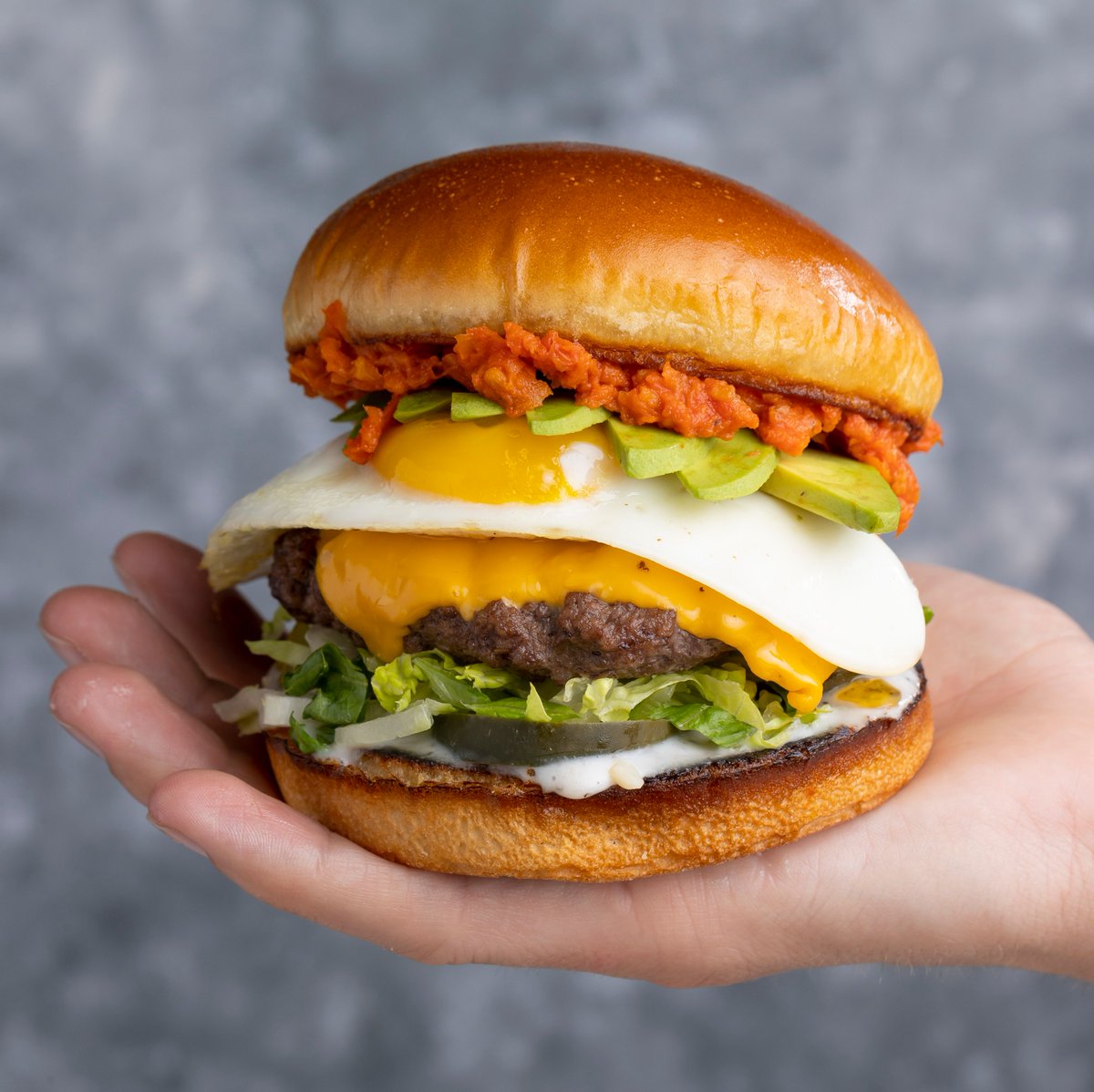 Your morning pick-me-up has arrived. Our Sunnyside Burger is only a few clicks away! 📲