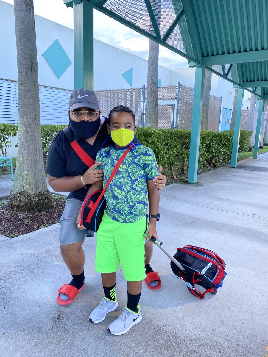 ShearerSPE's tweet photo. Amazing morning @SPE! We love our dads! ๐ฅฐ
#bcpsdadsmatter #SPEROCKS https://t.co/X3ZqP7AYtv