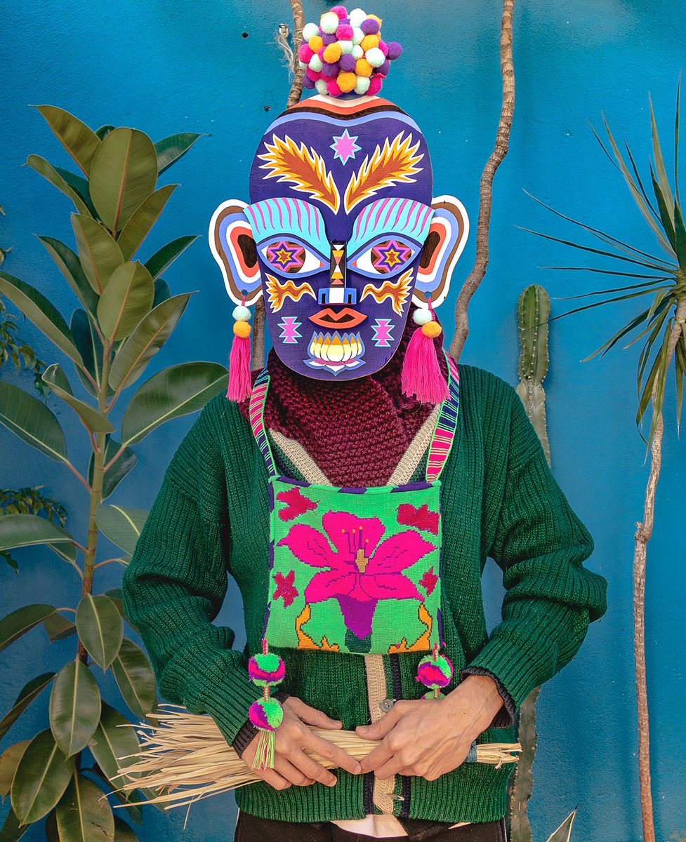 /// Espiritu de Oslo
Mascara de madera y pintura acrilica.

-------
#mask #paintings #ritual #tribal #Spiritual #spirit #trippy