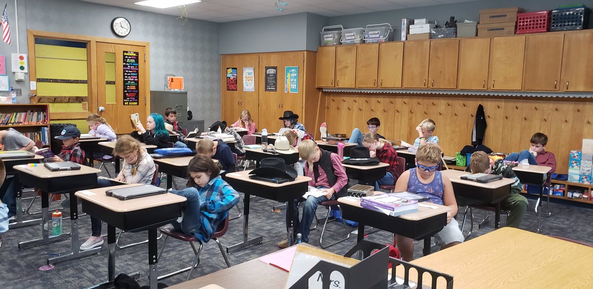 MrsLHelfrich's tweet photo. So proud of these reading cowboys and cowgirls!  #engagedreaders #30minutesinclassreadingtime #readingculture #ARC https://t.co/TNOGE7qvLb