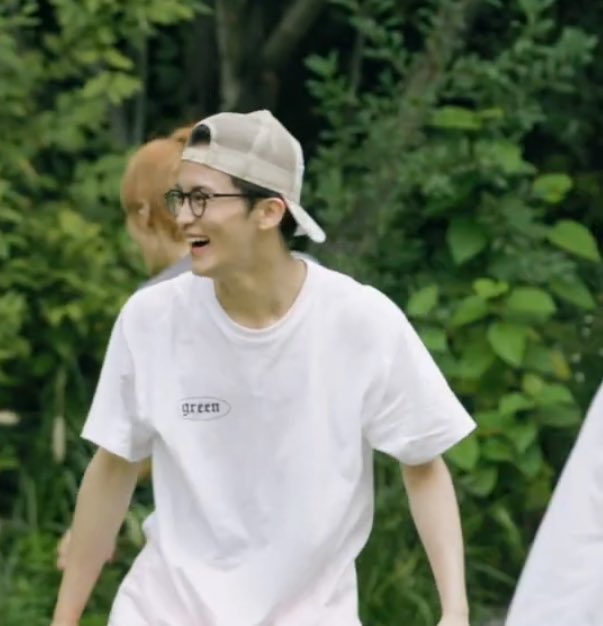 เหมือนจับต้องได้ เจอได้ตามสนามกีฬา