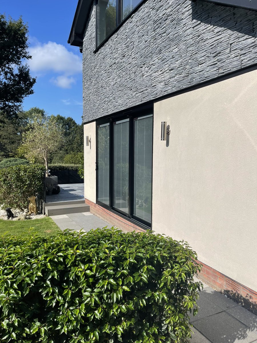 We had an early start again this morning, on site shooting video footage &amp; taking pictures of this lovely install by Paul <a href="/premhomeimp/">Premier Home Improve</a> in Newbury #gobiggonservice #Wsmartbattery #solar #uniblindsinglass