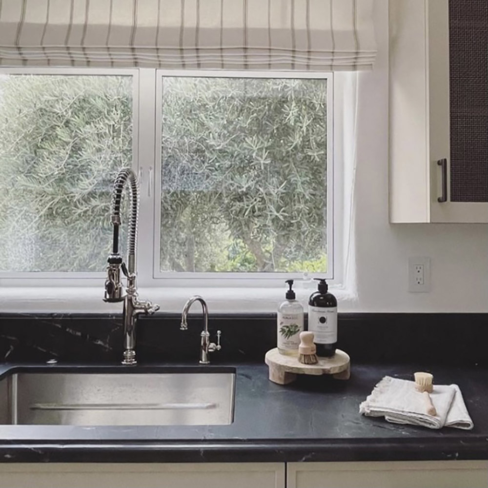 fletch_rhodes's tweet image. Install day! Check out quick snaps of the kitchen, bathroom, dining room, living room, and more from our #SonomaMediterraneanMod project on the #FRblog: fletcherrhodes.com/blog/install-d…

#FletcherRhodes #FRstyle #InteriorDesign #SonomaInteriorDesigner #WineCountryStyle #KitchenRemodel