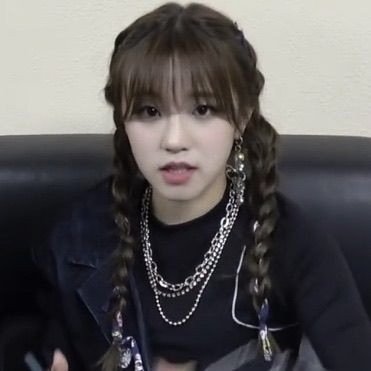 EGIRLIDLE's tweet photo. HAPPY BIRTHDAY YUQI

SINGER YUQI DAY
#OurGiantYuqi
#YUQI #여자아이들 #GIDLE https://t.co/UGTV9teflK