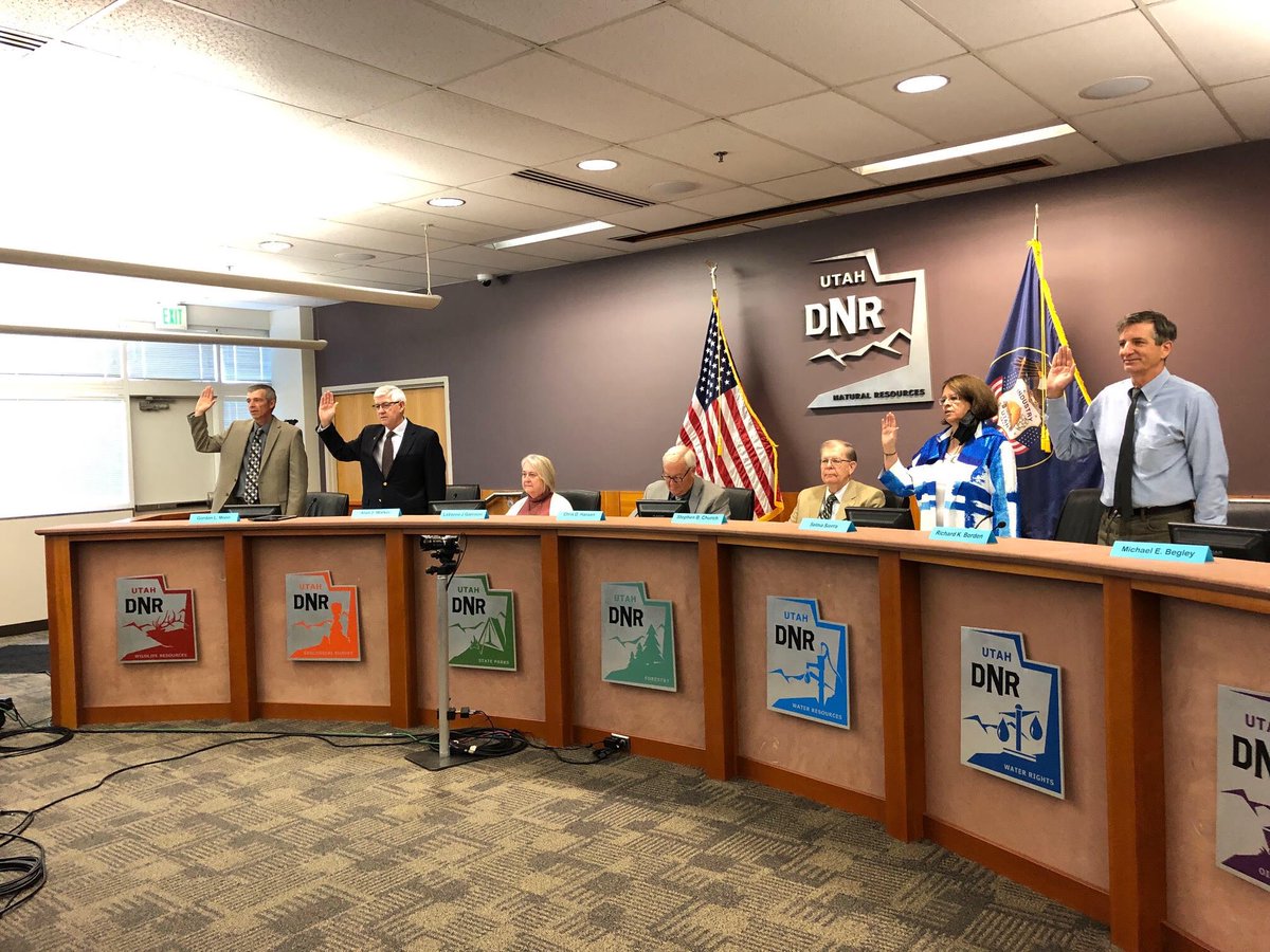 UtahOGM's tweet image. Two new Utah Board of Oil, Gas and Mining members were sworn in today. Selma Sierra will represent environmental and ecological matters and Alan Walker will represent oil and gas. Board members Gordon Moon and Rich Borden were sworn in for their second four year terms.