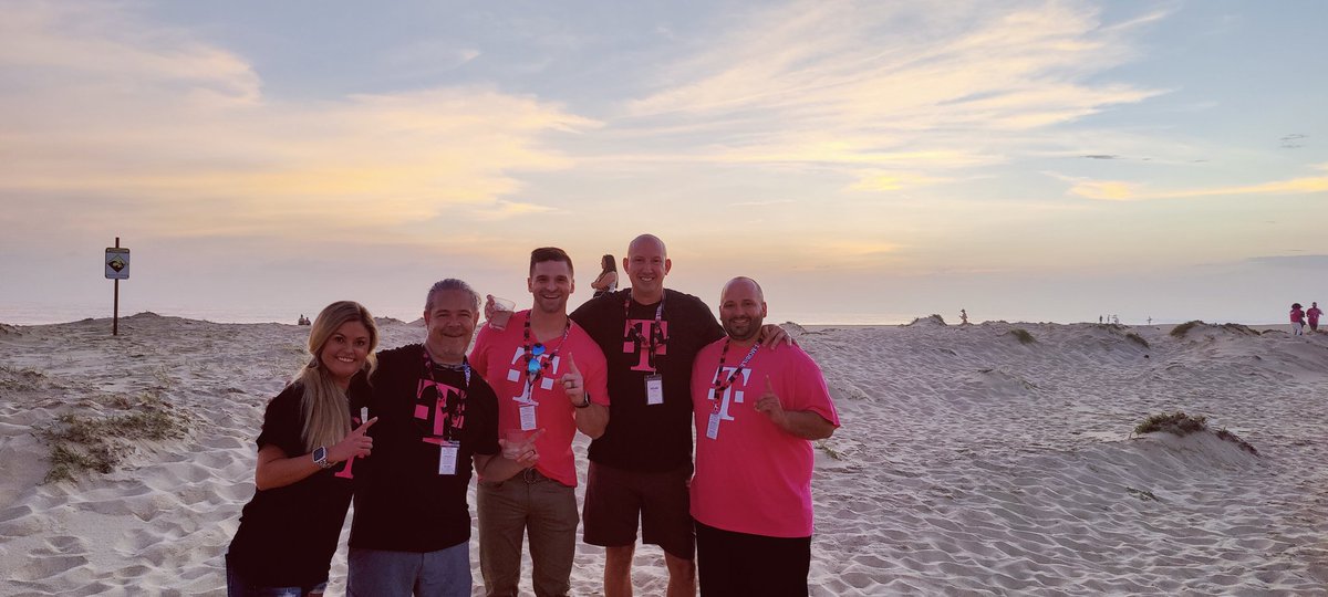 MetaTexas's tweet image. Such a fun trip with T-Mobile in Cabo!! #WinnersCircle