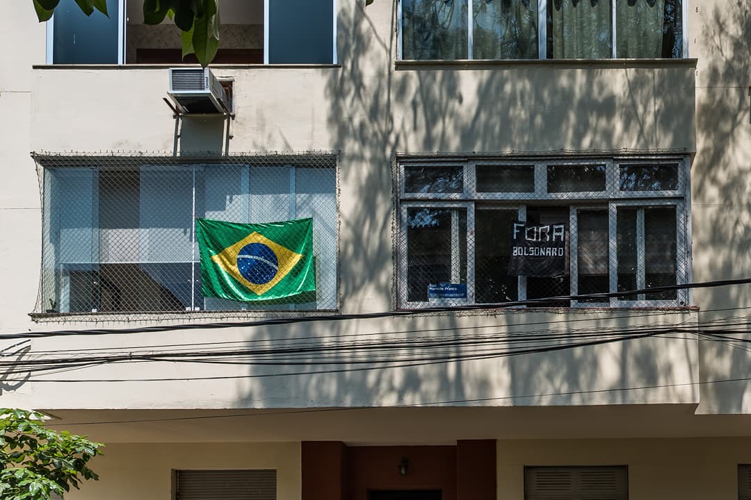 barbaradiasph's tweet image. Vizinhos.
#ForaBolsonaro #polarização