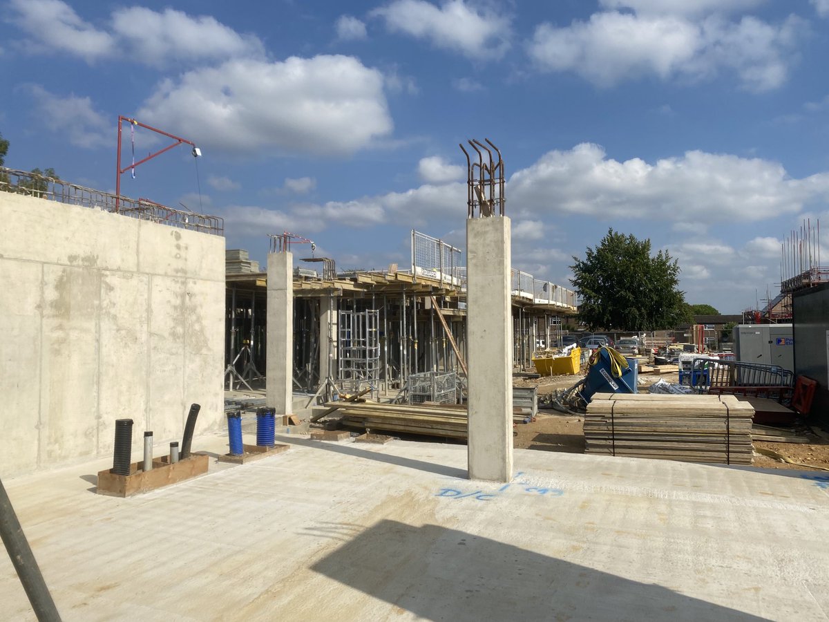 Good weather helping progress on site at Bragbury new build for ⁦<a href="/Hill_Group_UK/">Hill_Group_UK</a>⁩