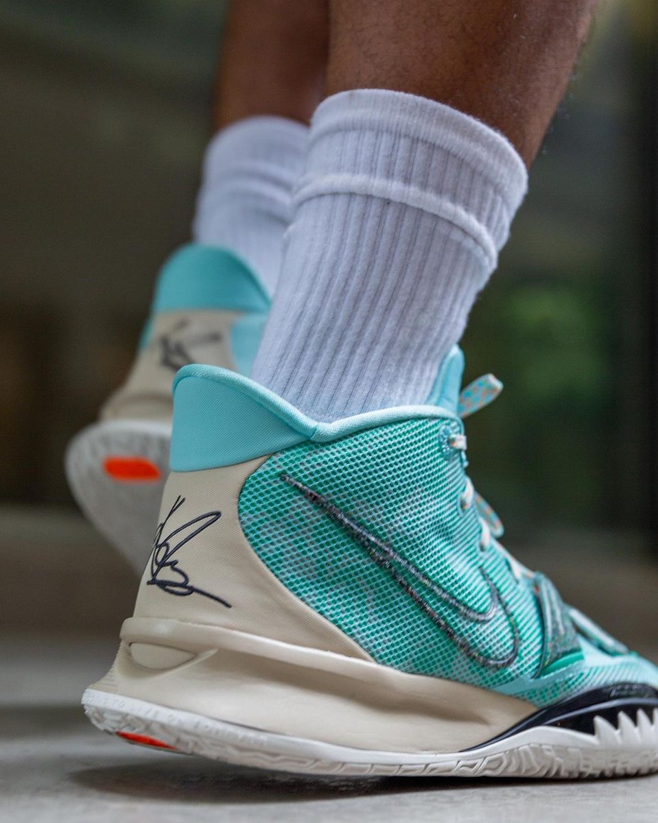 kyrie 7 white mint green